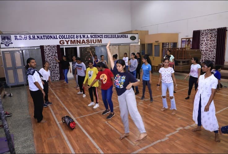 R.D. & S.H. National College And S.W.A. Science College Mumbai Sports photo 1